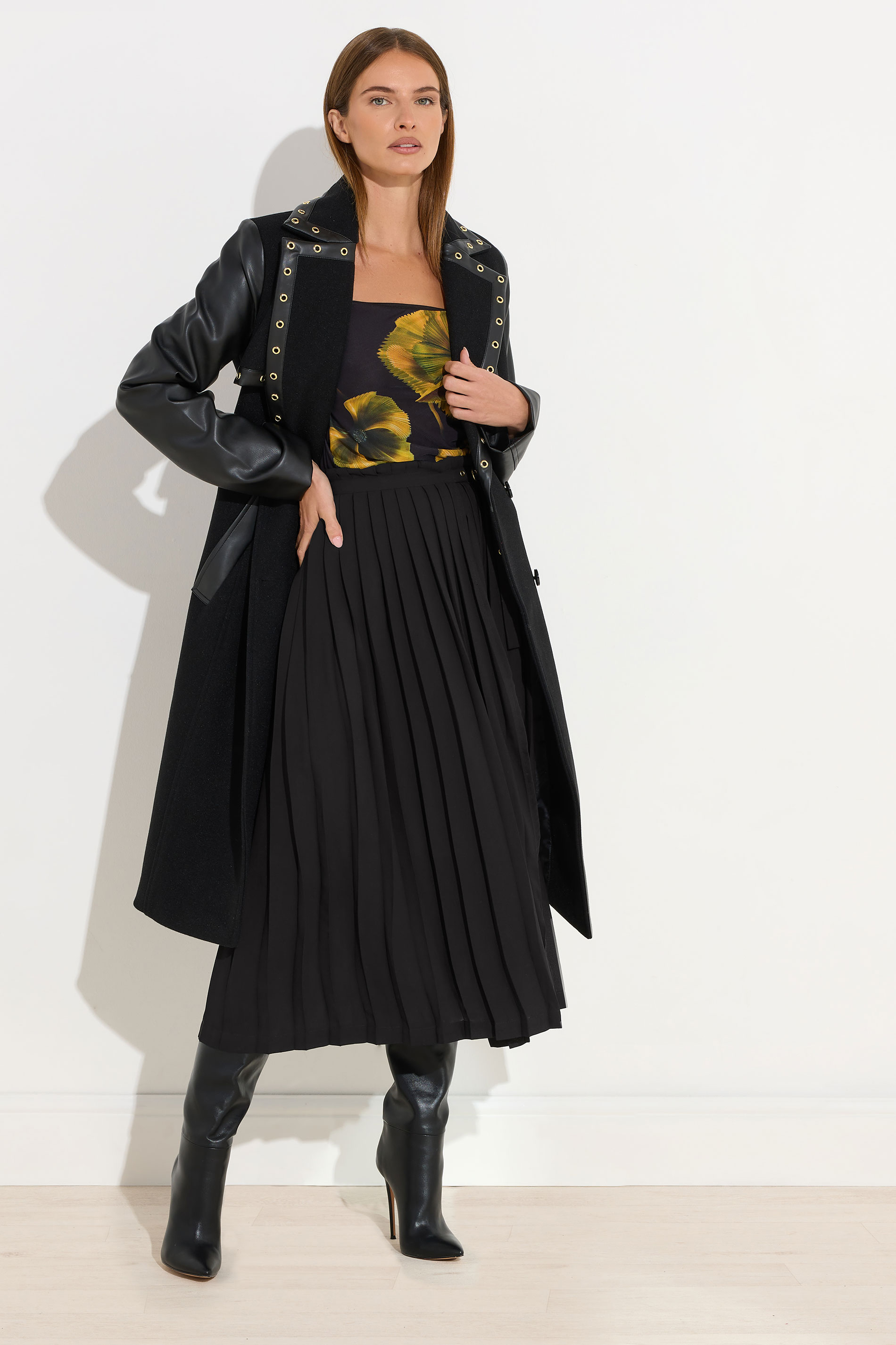 STAR Black Pleated Belt Buckle Maxi Skirt | StarByJM 4