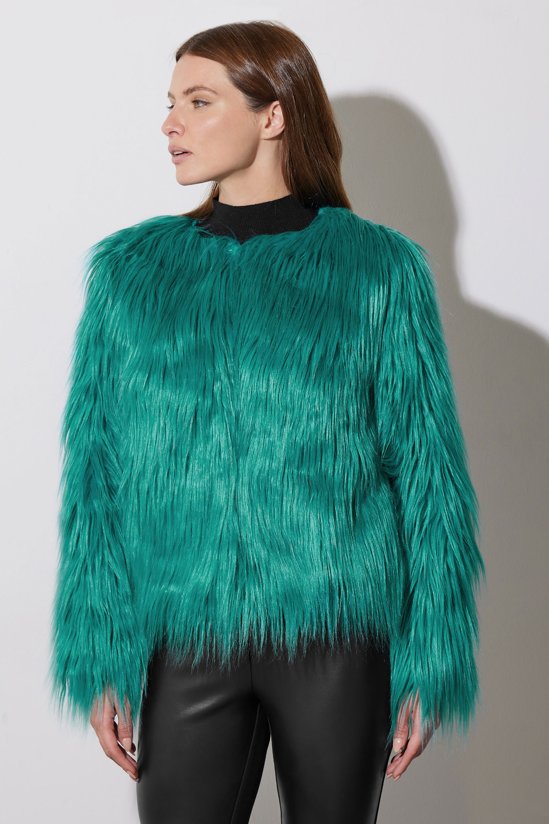 STAR Green Faux Fur Coat | STAR x JM 7