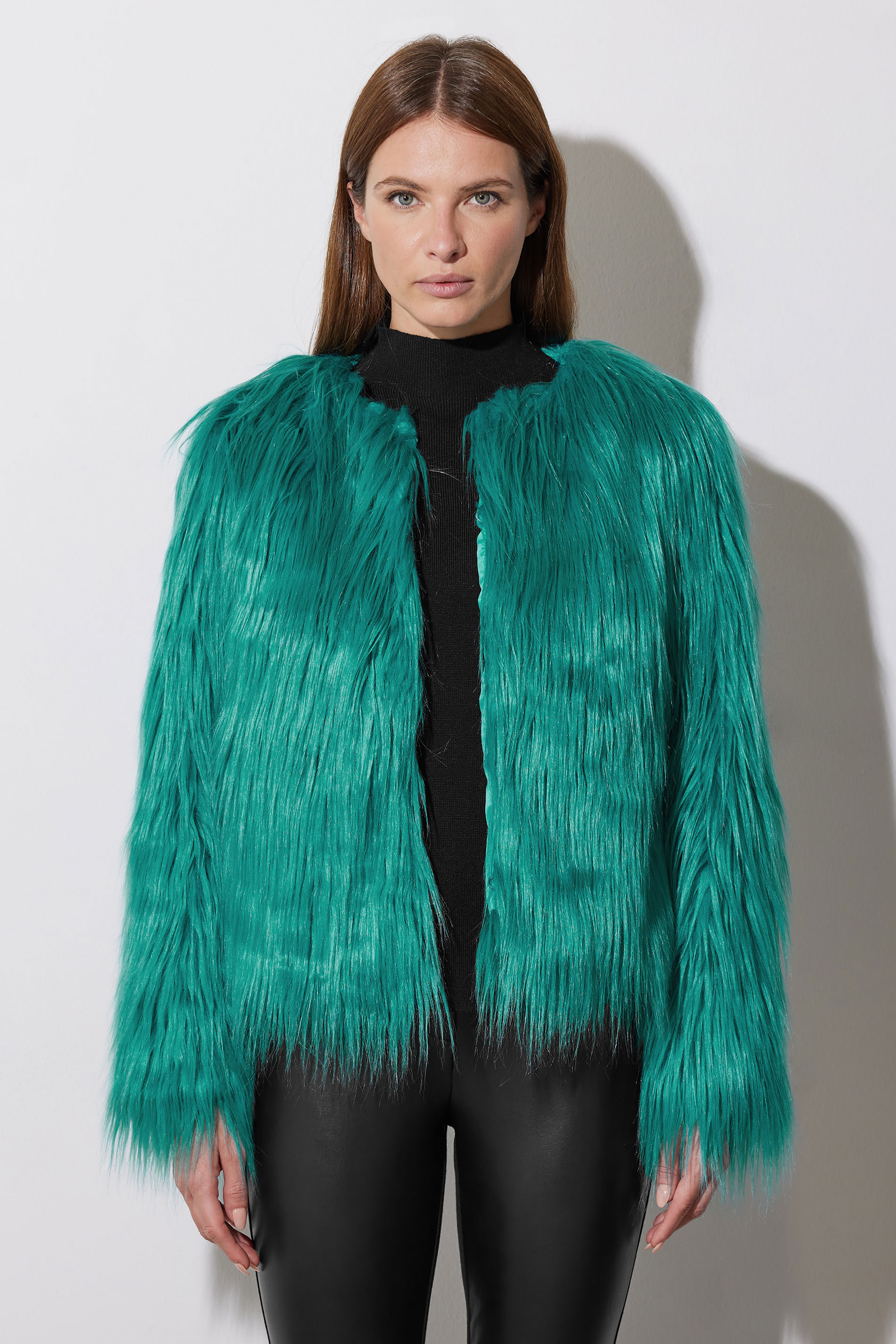 STAR Green Faux Fur Coat | STAR x JM 6
