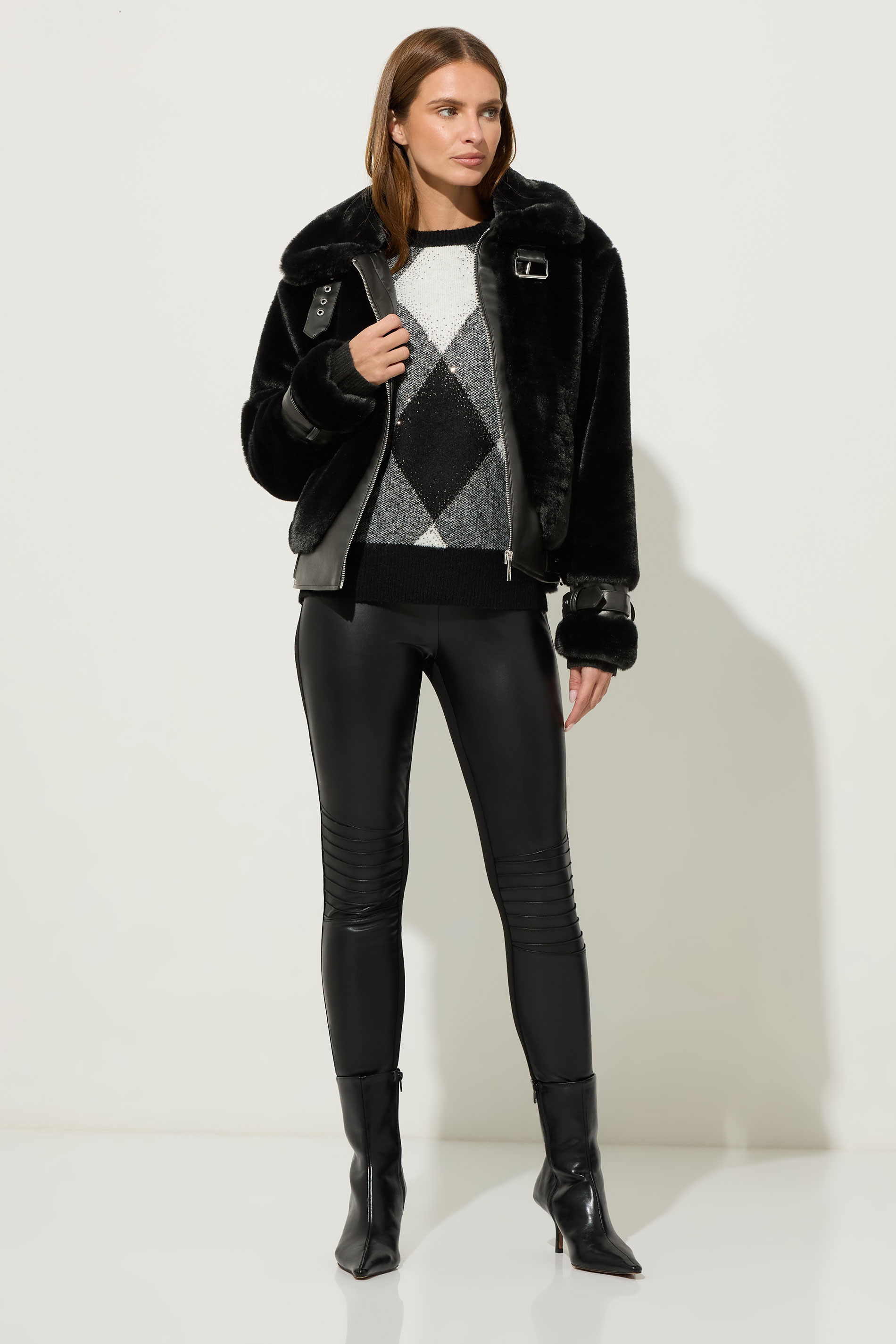 STAR Black Faux Fur Coat | StarByJM 2