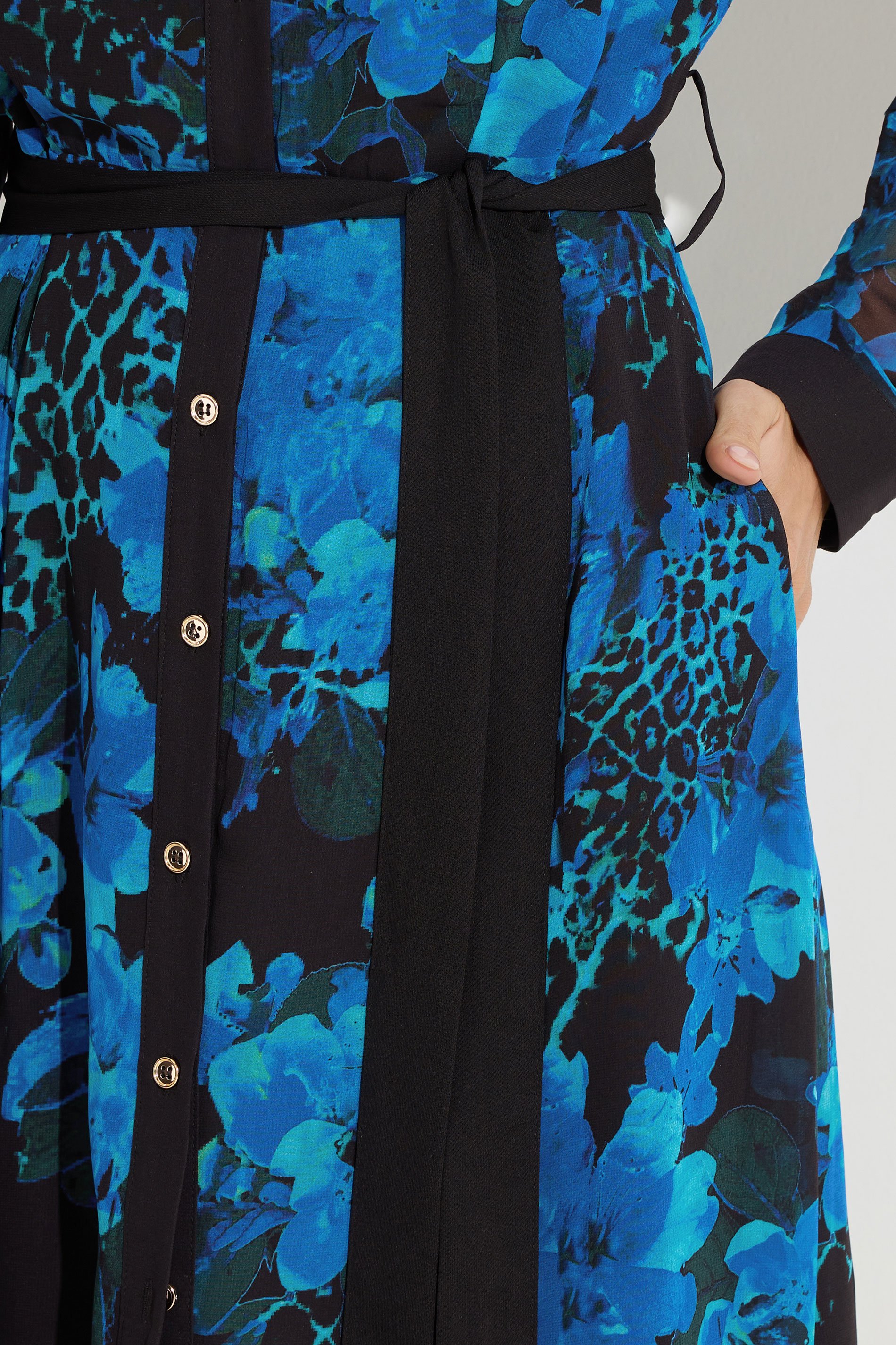 STAR Black Floral Print Shirt Dress | StarByJM 6